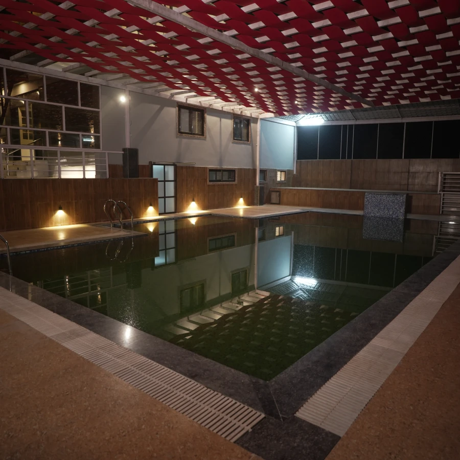 resort-in-udaipur-with-swimming-pool